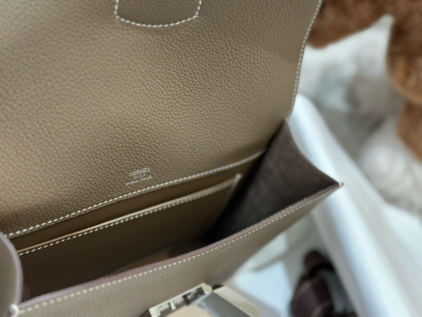 Hermes Sac a depeches 21 bag Etoupe Togo Leather