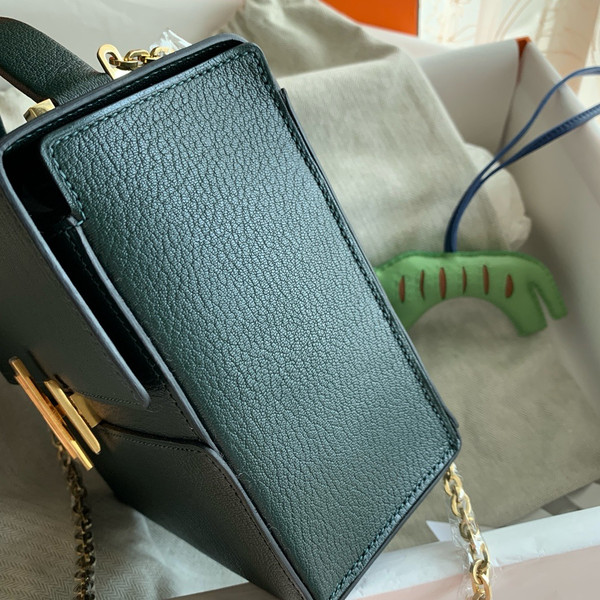 Hermes Cinhetic bag VERT CYPRES