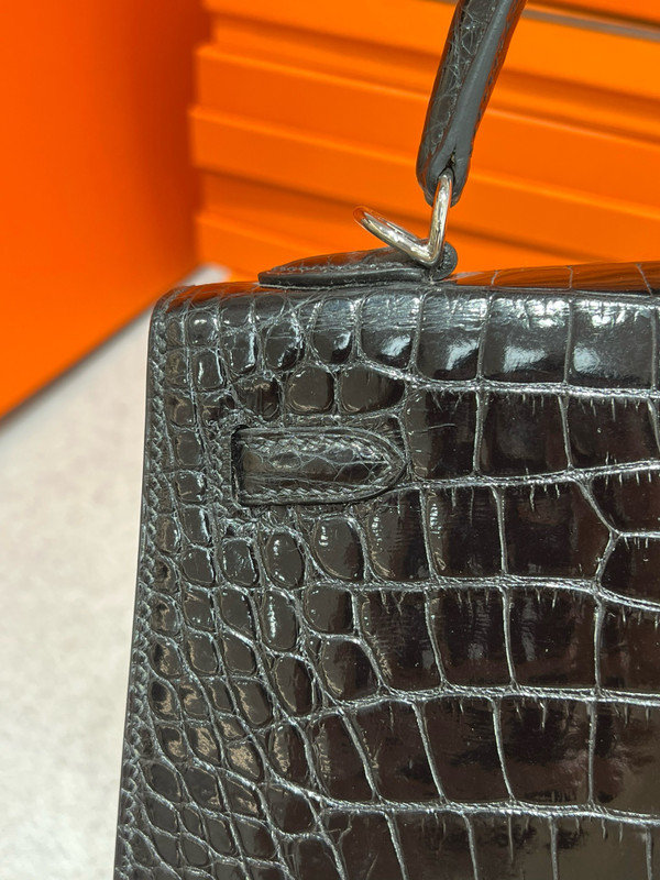 Hermes Black Alligator KELLY 25 WITH PALLADIUM HARDWARE