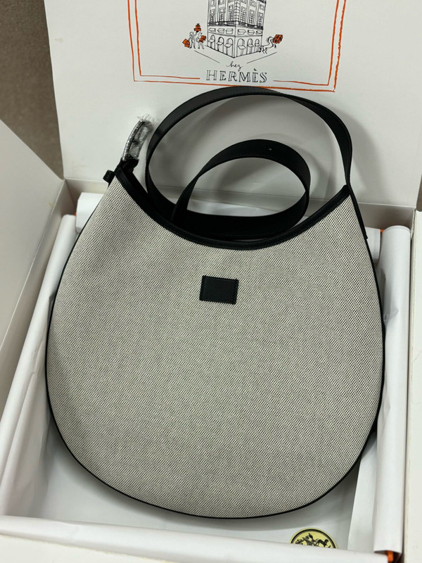 Hermès Beige Écru Toile and Black Swift Arcon Bag Palladium Hardware
