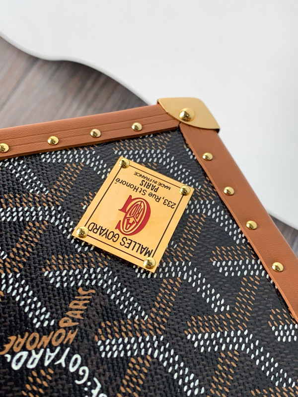 Goyard Dé Trunk Bag Metallic Black & Tan
