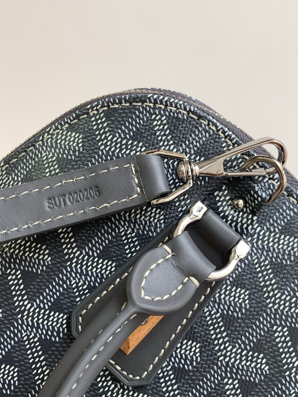 Goyard Vendôme PM Bag Grey