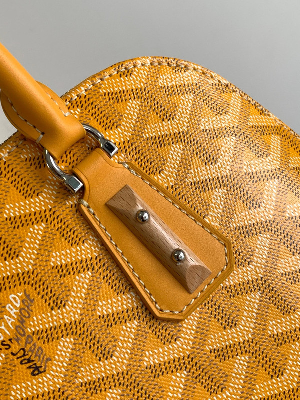 Goyard Vendôme PM Bag Yellow