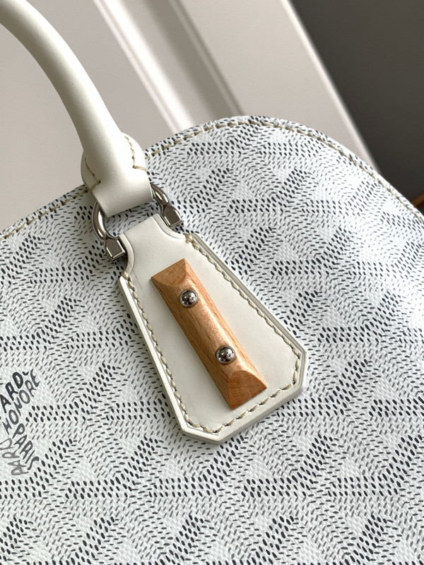 Goyard Vendôme PM Bag Silver