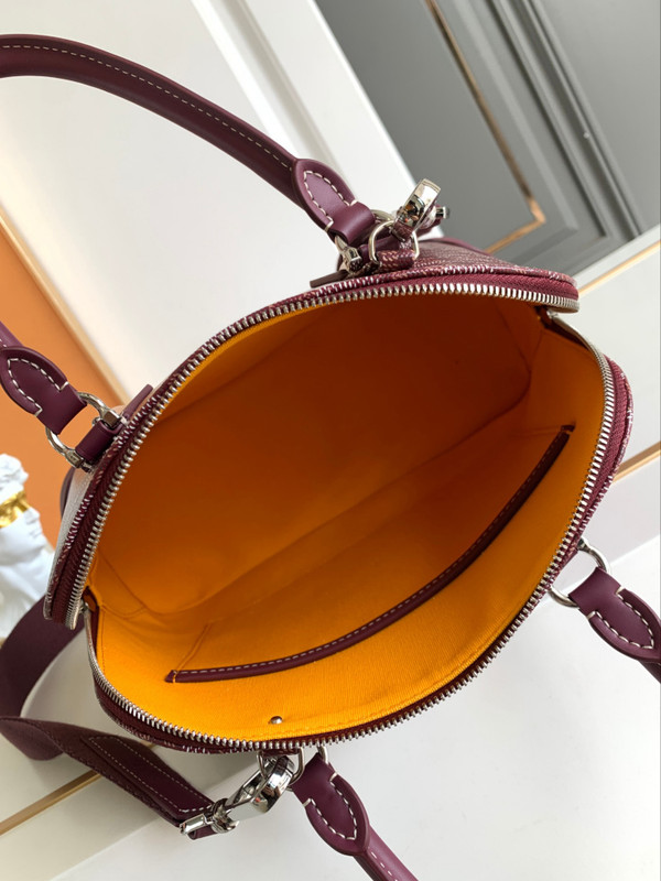 Goyard Vendôme PM Bag Red