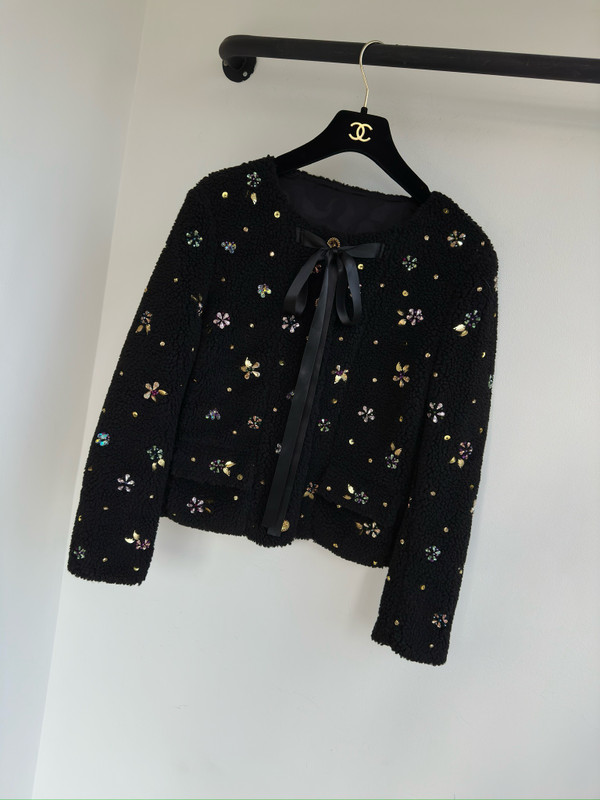 Chanel FALL-WINTER 2024/25  JACKET  Fantasy Cashmere & Silk Fur  Black & Multicolor