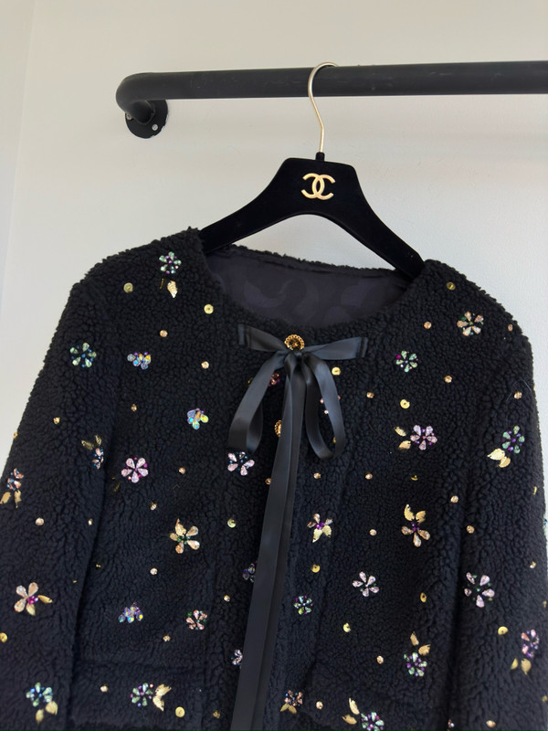 Chanel FALL-WINTER 2024/25  JACKET  Fantasy Cashmere & Silk Fur  Black & Multicolor