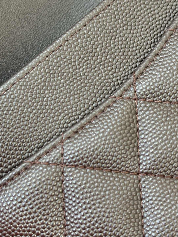 Chanel FALL-WINTER 2024/25 PRE-COLLECTION   CLASSIC 11.12 HANDBAG GREY WITH SILVER HARDWARE