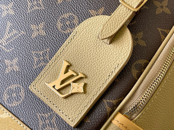 Louis Vuitton M12624 Outdoor Backpack