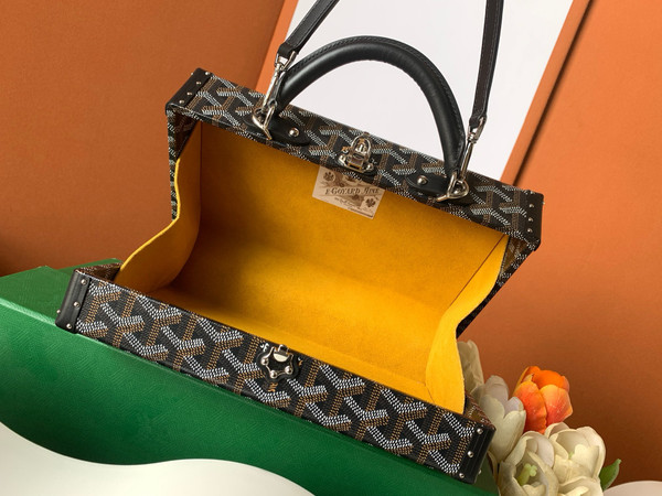 Goyard Grand Hotel Trunk Bag Black