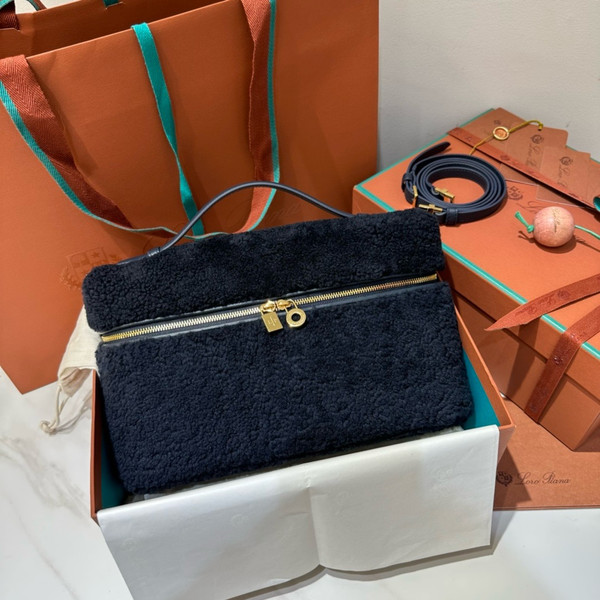 Loro Piana Extra Pocket L27  Ram Leather Blue