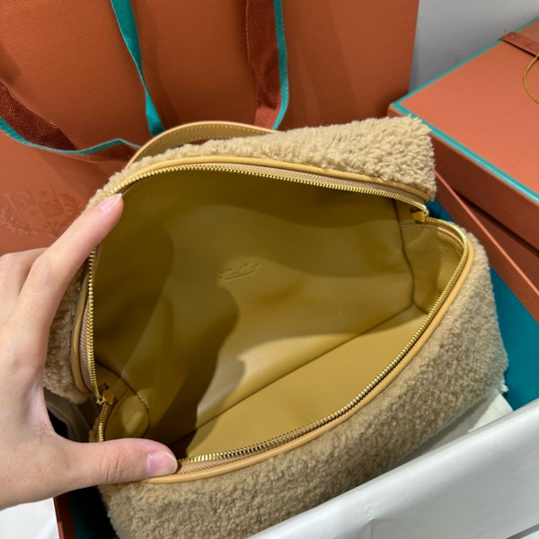 Loro Piana Extra Pocket L27  Ram Leather Beige