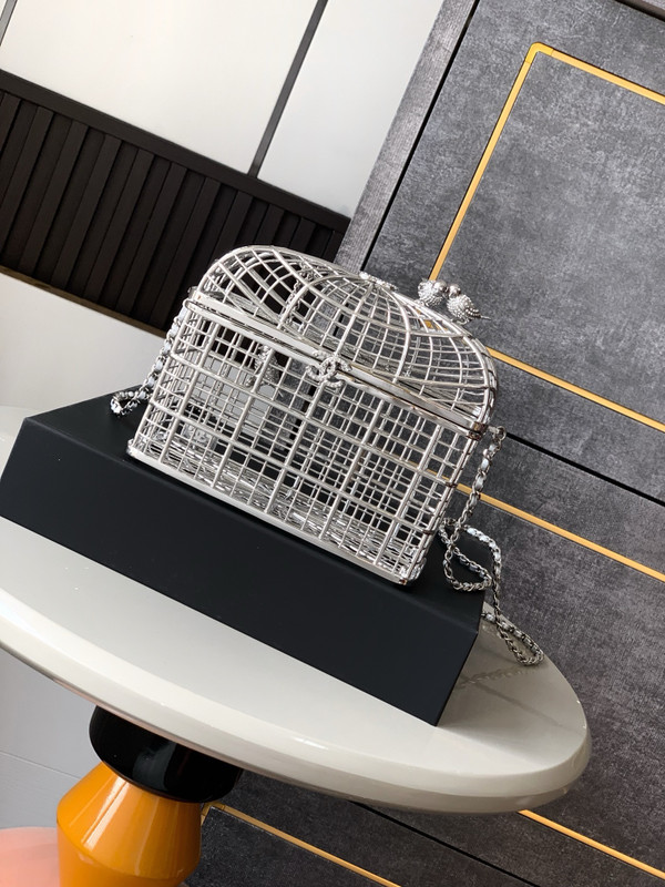 Chanel SPRING-SUMMER 2025   BIRDCAGE MINAUDIERE SILVER