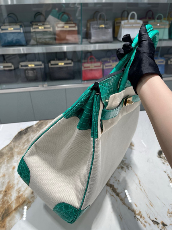 HERMÈS BIRKIN 40 BAMBOO MATTE POROSUS CROCODILE & TOILE BRUSHED PALLADIUM HARDWARE
