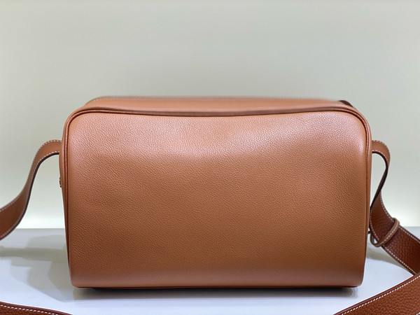 Hermès  Evercolor Nouveau On Body Bag Gold