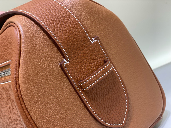 Hermès  Evercolor Nouveau On Body Bag Gold