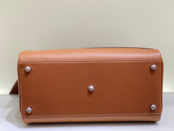 Hermès  Evercolor Nouveau On Body Bag Gold