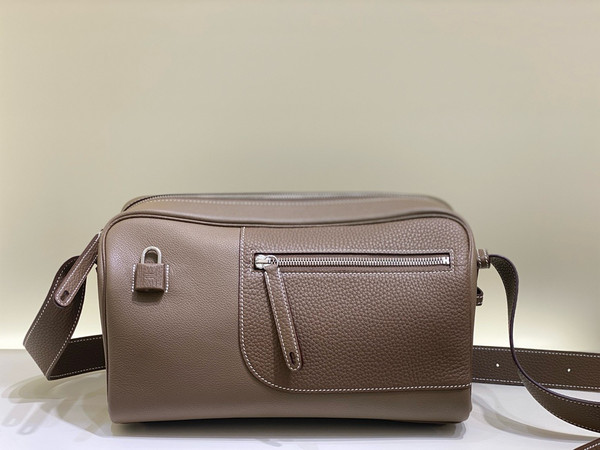 Hermès  Evercolor Nouveau On Body Bag Etoupe