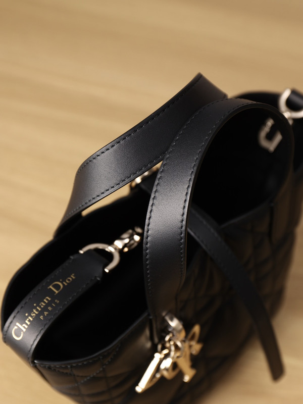 Christian Dior Small Dior Toujours Vertical Tote Bag Black Macrocannage Crinkled Calfskin