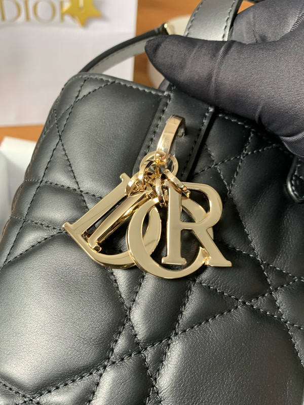Christian Dior Medium Dior Toujours Vertical Tote Bag Black Macrocannage Crinkled Calfskin
