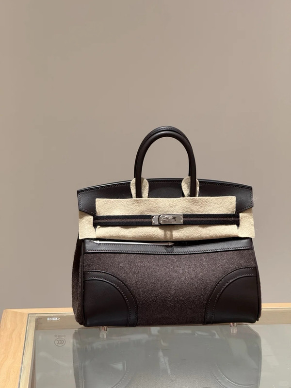 Hermès Go Team Birkin  25 cm EBENE SWIFT LEATHER & CHOCOLAT - A Rare Masterpiece of Athletic Elegance