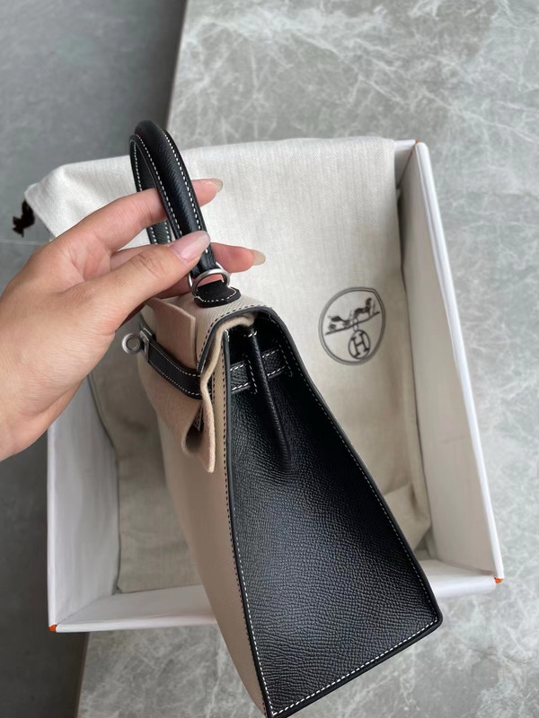 Hermes  Craie/ Black Kelly 25 cm Epsom Palladium  Hardware