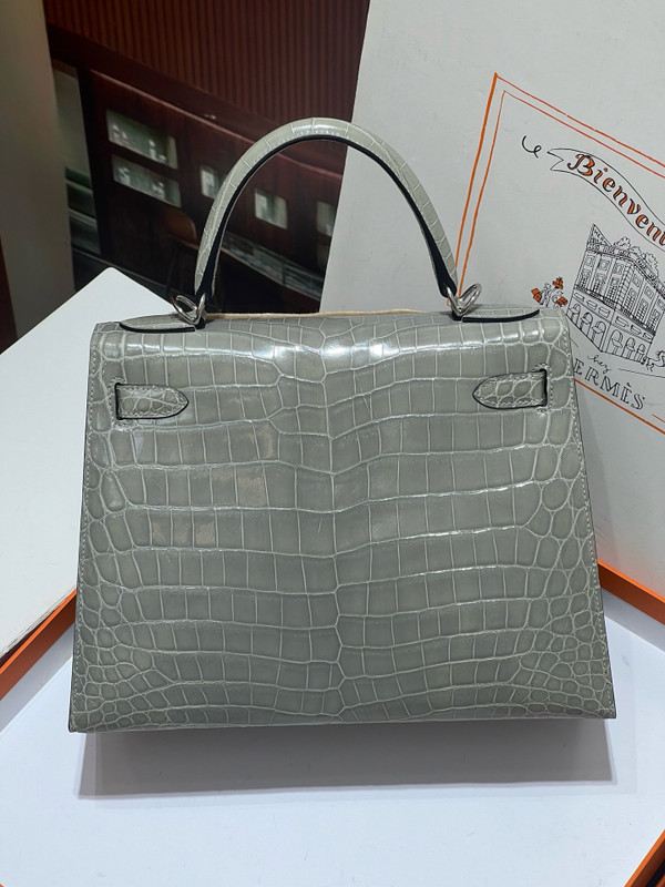 Hermès  Kelly 28 Gris Ciment Niloticus Crocodile Palladium Hardware