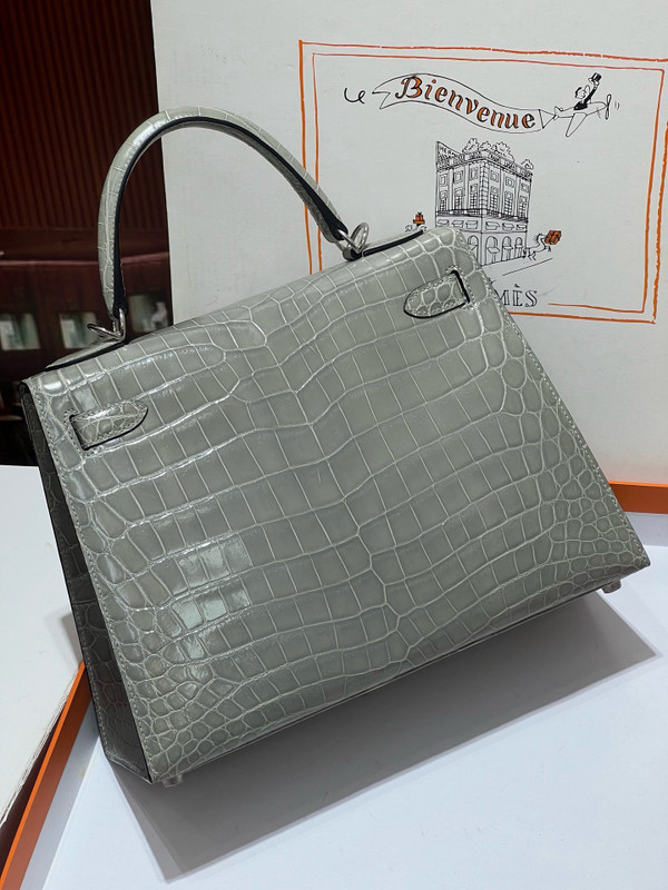 Hermès  Kelly 28 Gris Ciment Niloticus Crocodile Palladium Hardware
