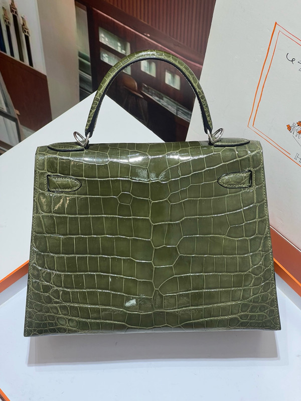 Hermès  Kelly 28 Olive Niloticus Crocodile Palladium Hardware