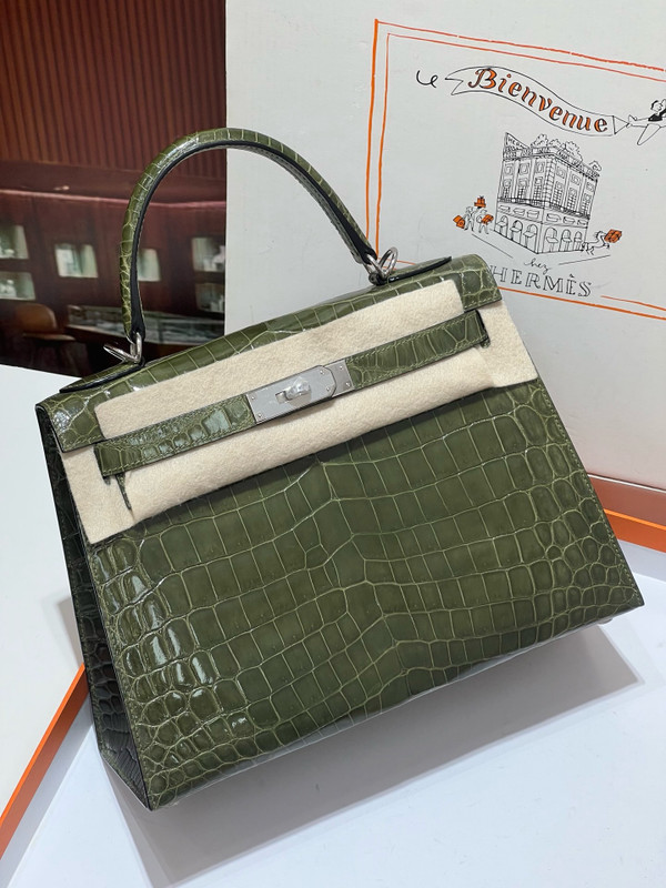 Hermès  Kelly 28 Olive Niloticus Crocodile Palladium Hardware