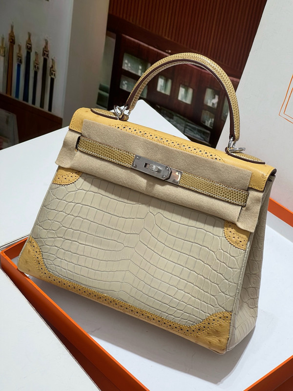 Hermes Special Order Horseshoe  Ghillie Kelly 32cm MATTE POUSSIÈRE Niloticus Crocodile, TABAC CAMEL OSTRICH & SÉSAME LIZARD  Palladium Hardware