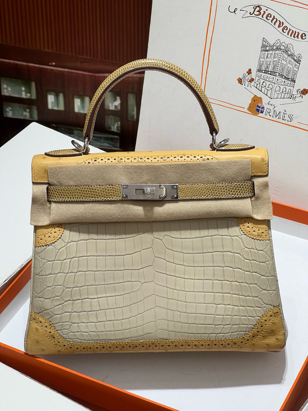 Hermes Special Order Horseshoe  Ghillie Kelly 32cm MATTE POUSSIÈRE Niloticus Crocodile, TABAC CAMEL OSTRICH & SÉSAME LIZARD  Palladium Hardware