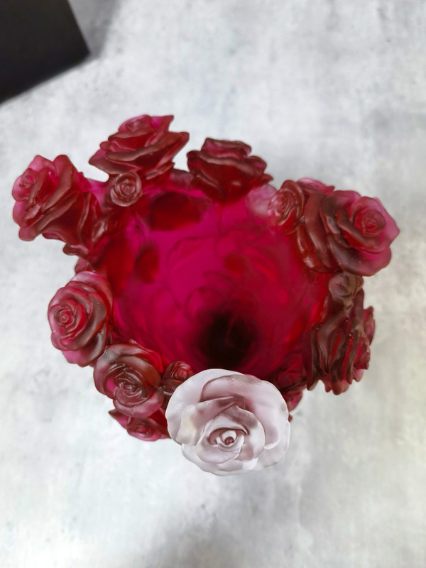 Daum Rose Passion Vase in Red with White Flower 375 ex