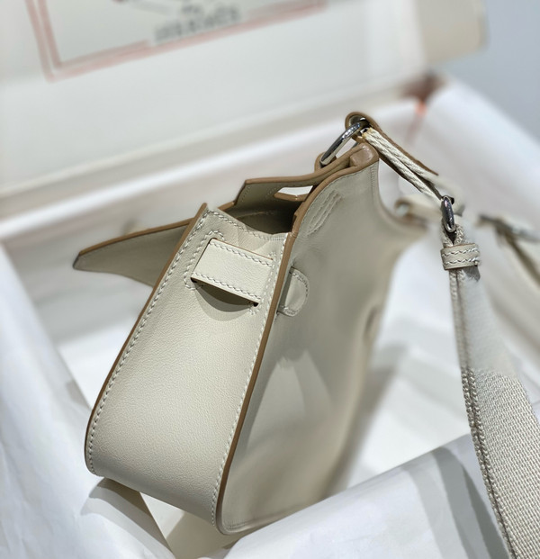 Hermès Jypsiere Mini Craie Swift Palladium Hardware