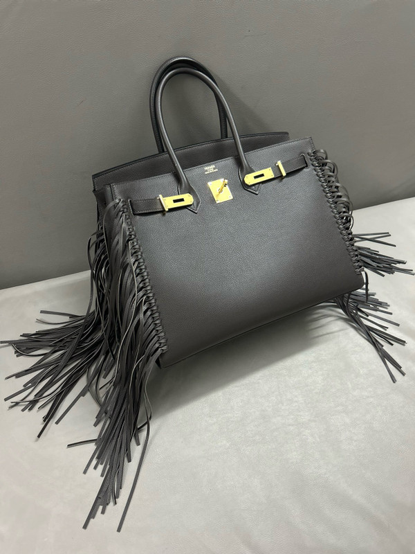 Hermès Limited Edition Black Evergrain Anate Sellier Birkin 35 Gold Hardware,