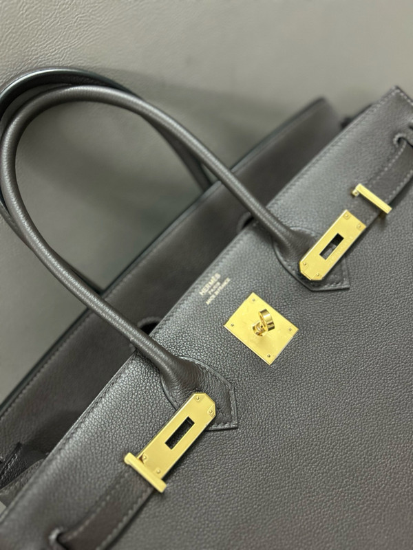 Hermès Limited Edition Black Evergrain Anate Sellier Birkin 35 Gold Hardware,