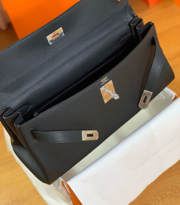HERMÈS  Shoulder Kelly Black