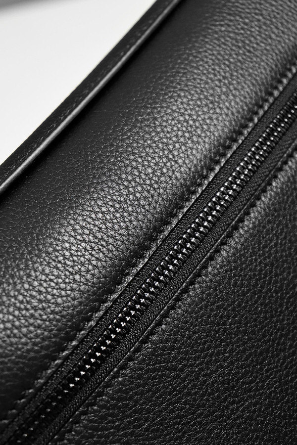 Loro Piana xtra Pouch L29  Grained Calfskin Black