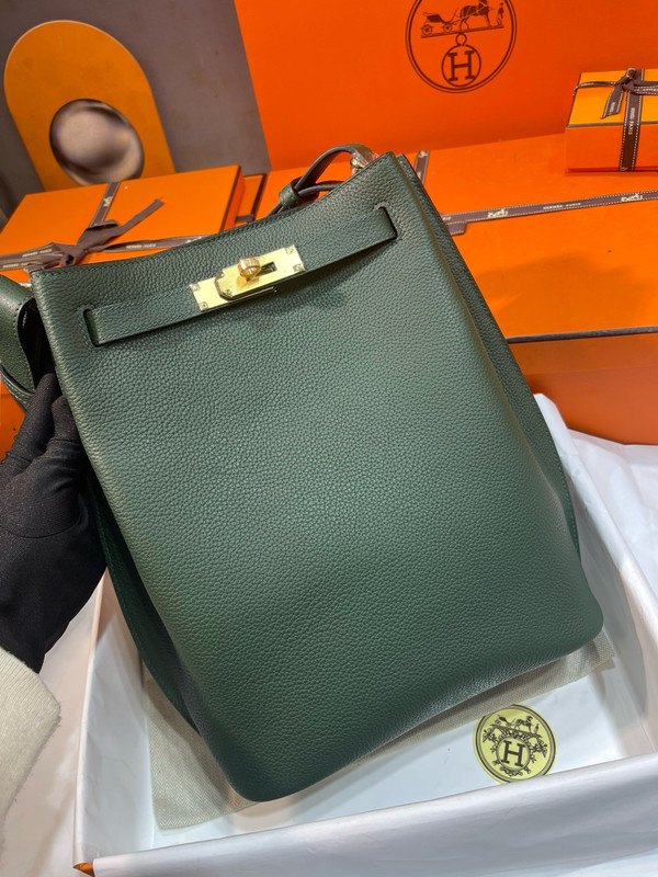 Hermès  So Kelly 22 Shoulder Bag  Bamboo