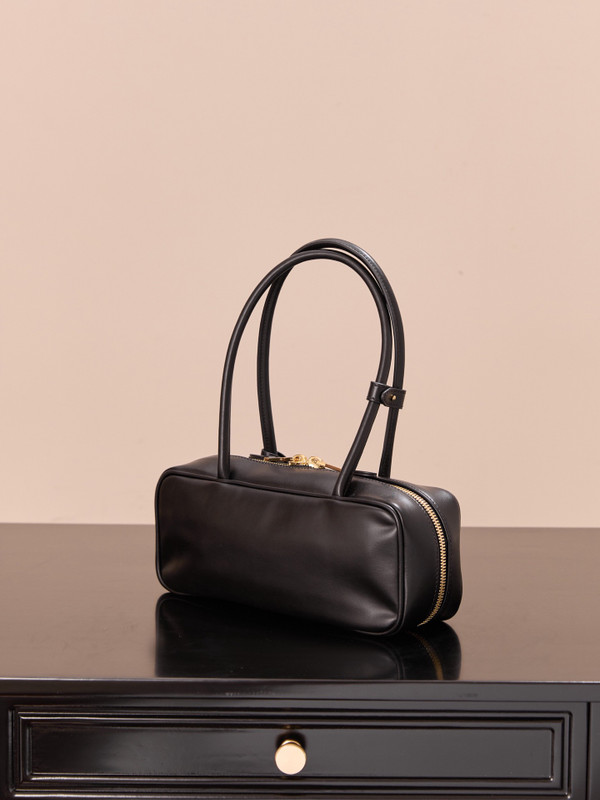 Miu Miu Beau leather bag Black