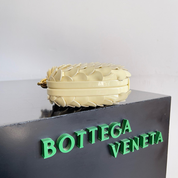 Bottega Veneta Knot Clutch