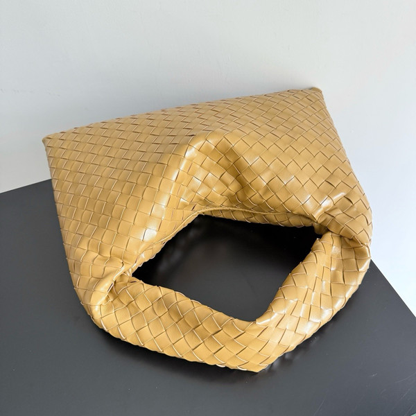 Bottega Veneta Hop Bag Dark praline