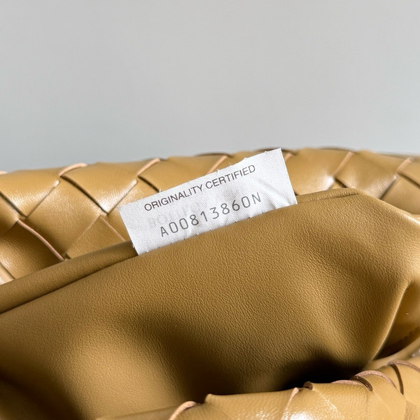 Bottega Veneta Hop Bag Dark praline