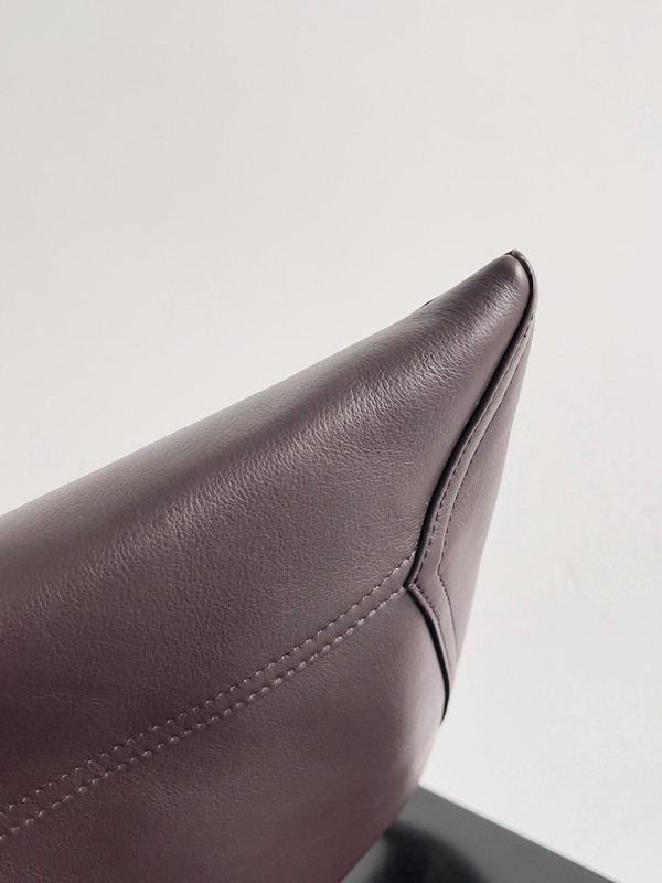 Bottega Veneta Large Hop Brown