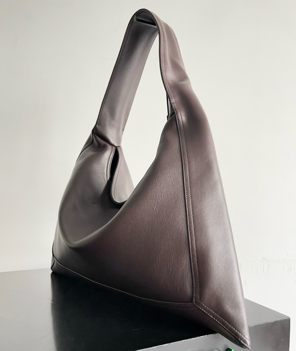 Bottega Veneta Large Hop Brown