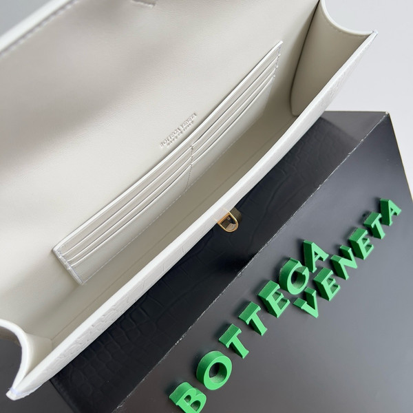 Bottega Veneta Andiamo Crocodile Clutch White
