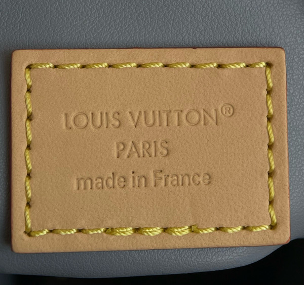 Louis Vuitton M13285 New Side Trunk MM Bag