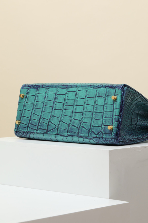 Hermes A MATTE BLEU PAON ALLIGATOR RETOURNÉ KELLY 32 WITH GOLD HARDWARE