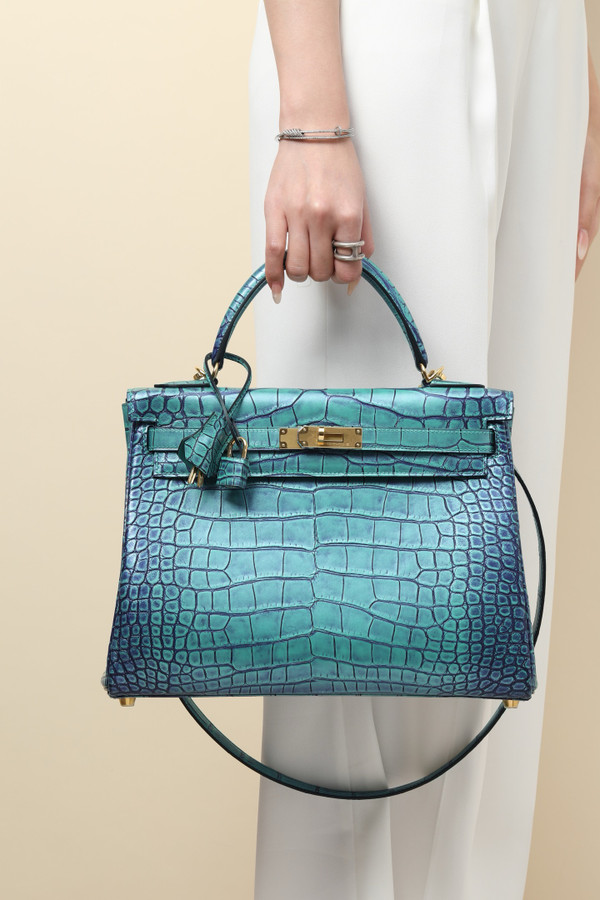 Hermes A MATTE BLEU PAON ALLIGATOR RETOURNÉ KELLY 32 WITH GOLD HARDWARE