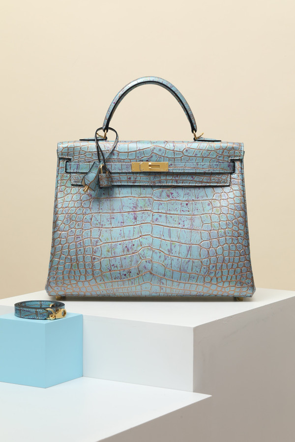 Hermes A MATTE BLEU SAINT CYR  ALLIGATOR RETOURNÉ KELLY 32 WITH GOLD HARDWARE